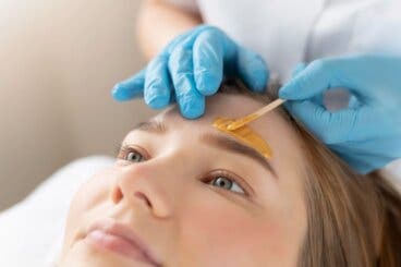 Dermaplaning, cera o hilo: cuál es la mejor forma de eliminar el vello facial sin dañar la piel