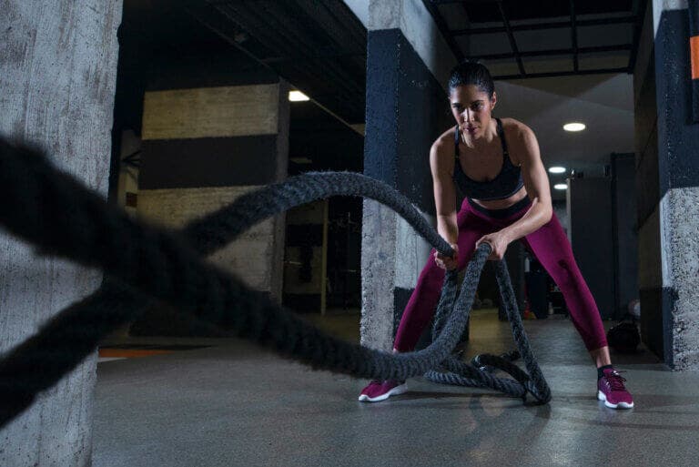 Fuerza y cardio para adelgazar: cómo organizar el entrenamiento para conservar músculo